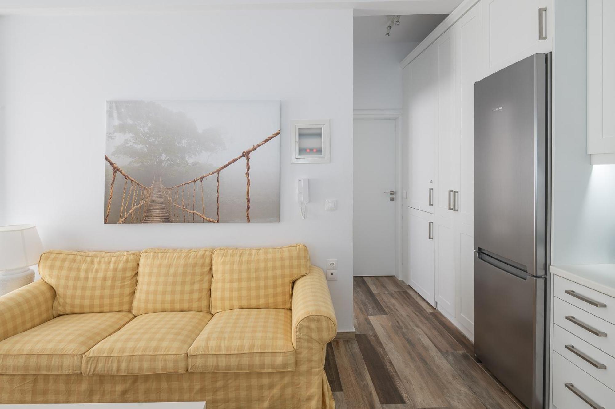 Pouletis Family Apartments - Akroyali Seaview Getaways 卡拉马塔 客房 照片