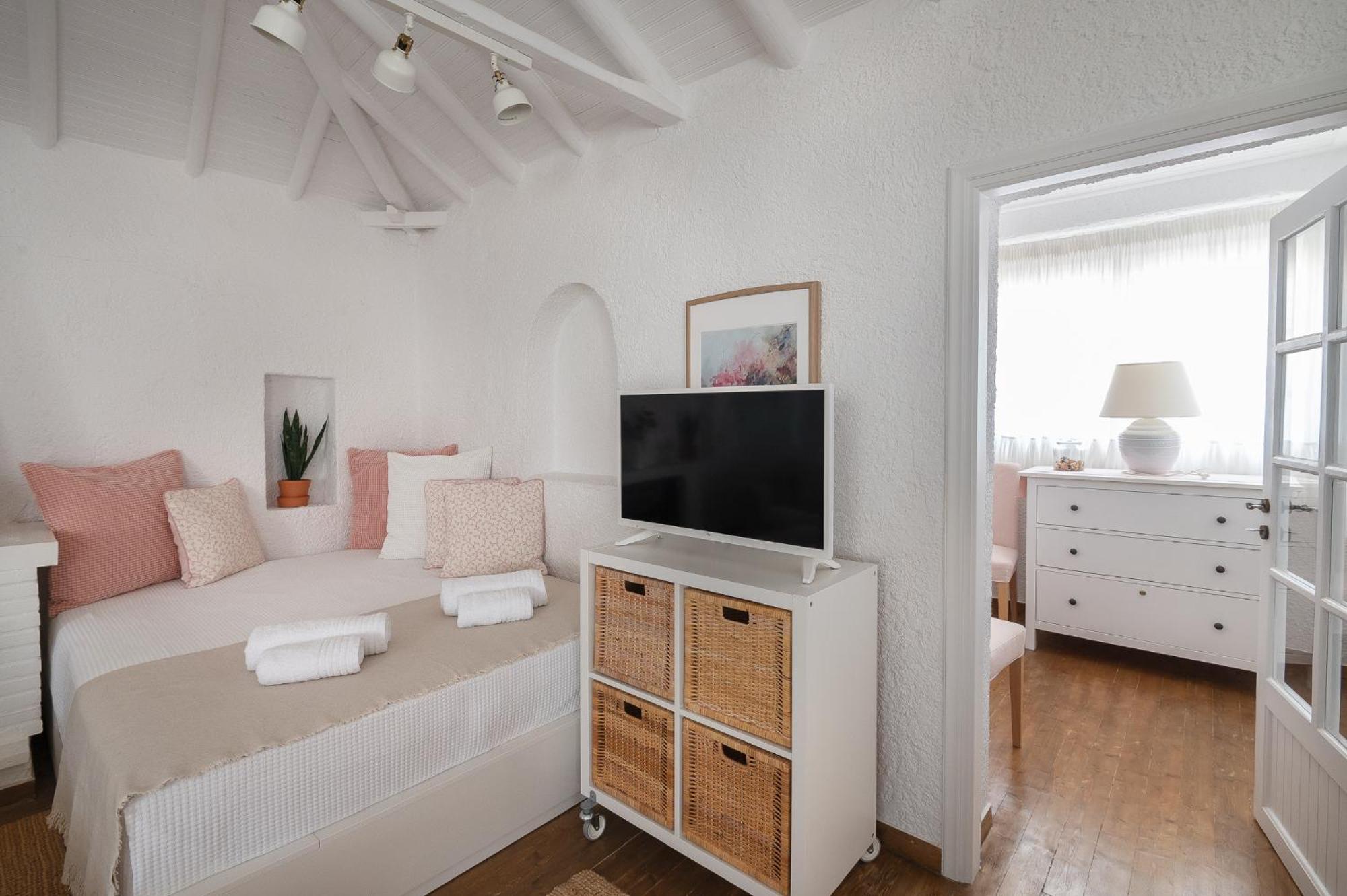 Pouletis Family Apartments - Akroyali Seaview Getaways 卡拉马塔 客房 照片